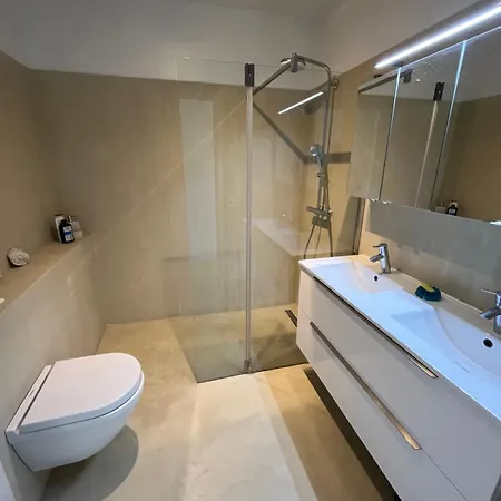 Appt Croix Des Gardes Piscine 5 Mn * Cannes